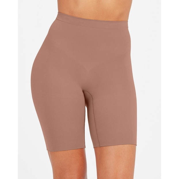 Spanx Everyday Seamless Shaping Short Cafe Au Lait