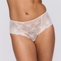 Cyrile Hotpants