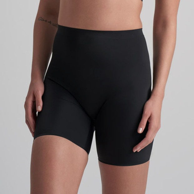 Bye Bra Invisible Corrigerende Short Black