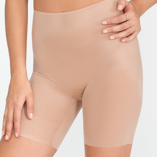 Spanx Skinny Britches Hoge Short Skin
