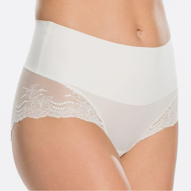Spanx SPANXsupersmooth Undie-tectable Shape Lace Short Powder