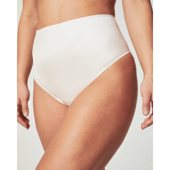 diepte Misbruik Als reactie op de Spanx Shapewear | corrigerend ondergoed | Annadiva