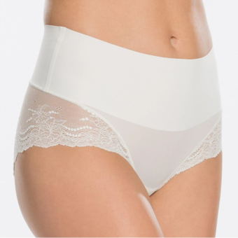 Undie-tectable Lace Hipster