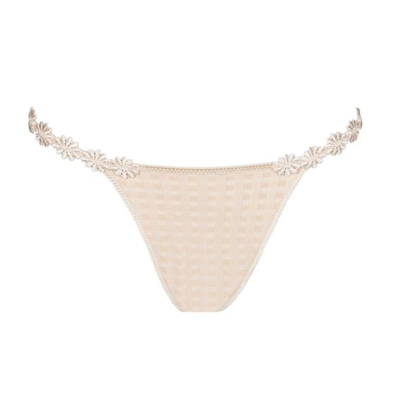 Avero Lage String