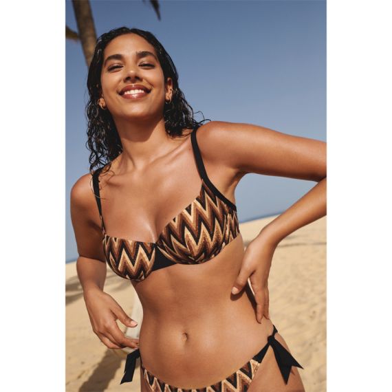 suanaplungebikinitop6-1007012mir.jpg